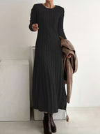 VALENNE ELEGANT MAXI DRESS