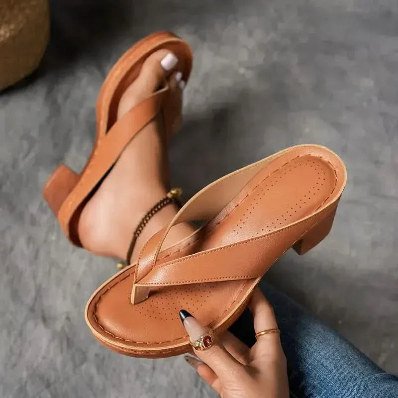 MAISIE SOFT FIT STRAPPY SANDALS