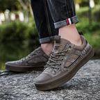 METROSTRIDE LEATHER TRAINERS