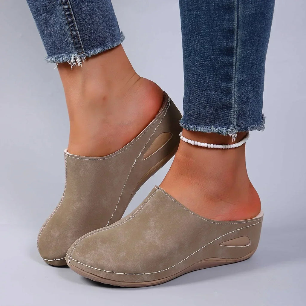 Élise™ | Warm Orthopaedic Slippers for Everyday Comfort