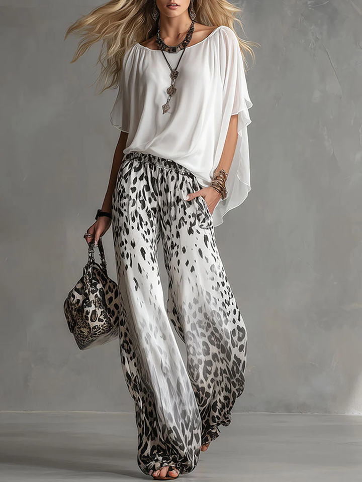 Zuzanna - Top z Dekoltem Bateau i Spodnie w Print Lwa