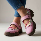 LOTTIE CHIC CROSS-STRAP SANDALS